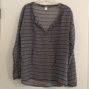 Old Navy flowy, sheer top size medium